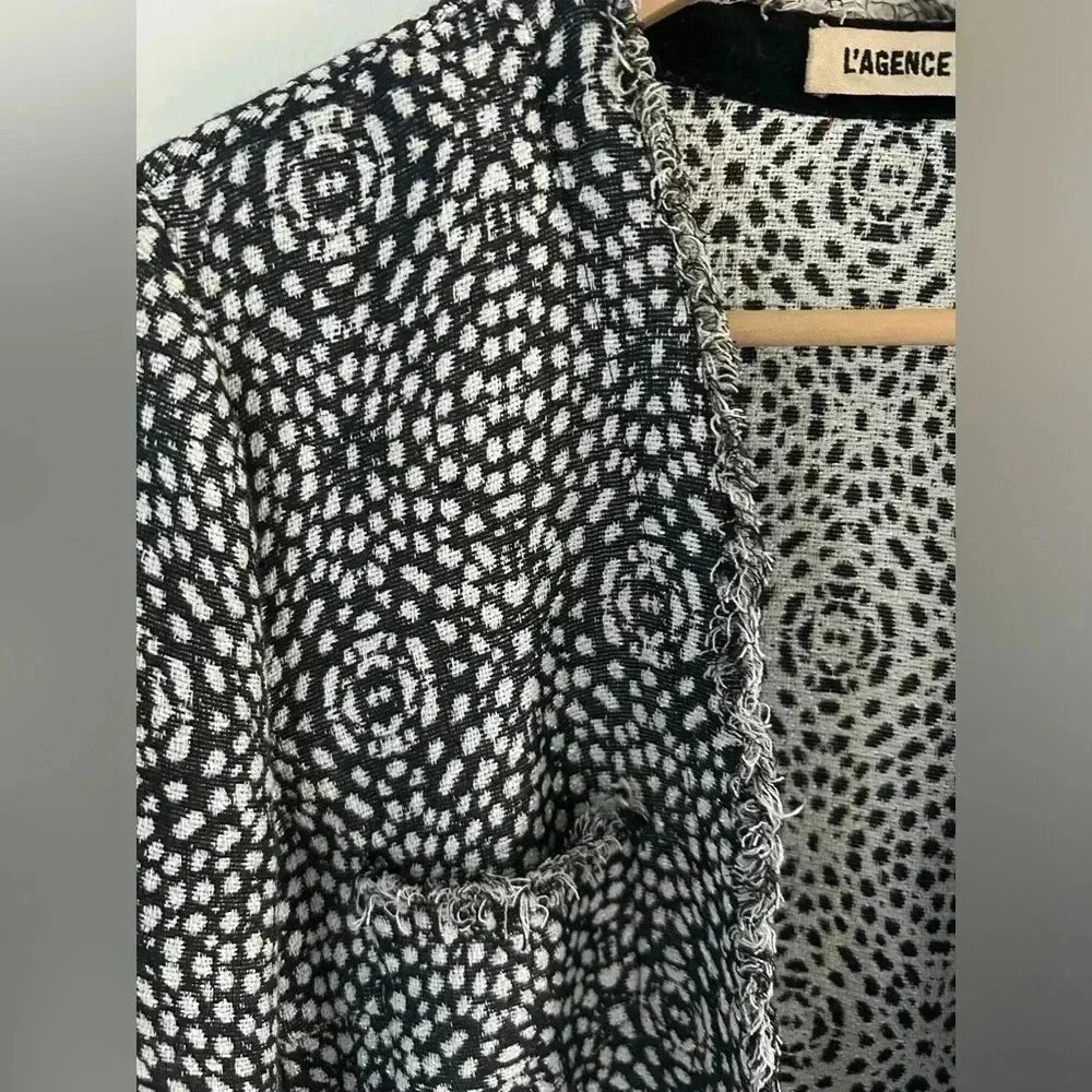 L’AGENCE Tweed Fringe Cropped black/ white blazer Jacket Sz 8 Veronica beard